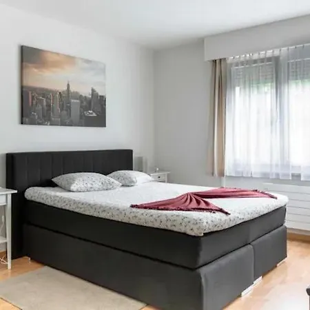 Modern In The Heart Of * Lozanna