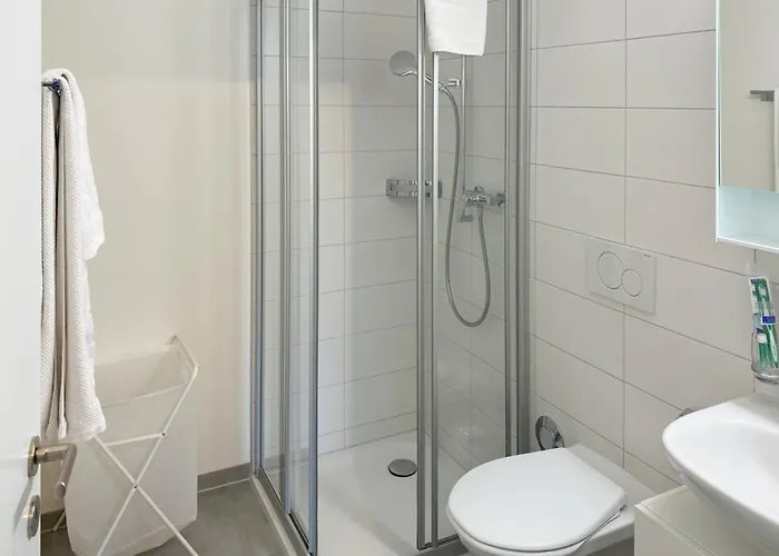 Modern In The Heart Of * ローザンヌ