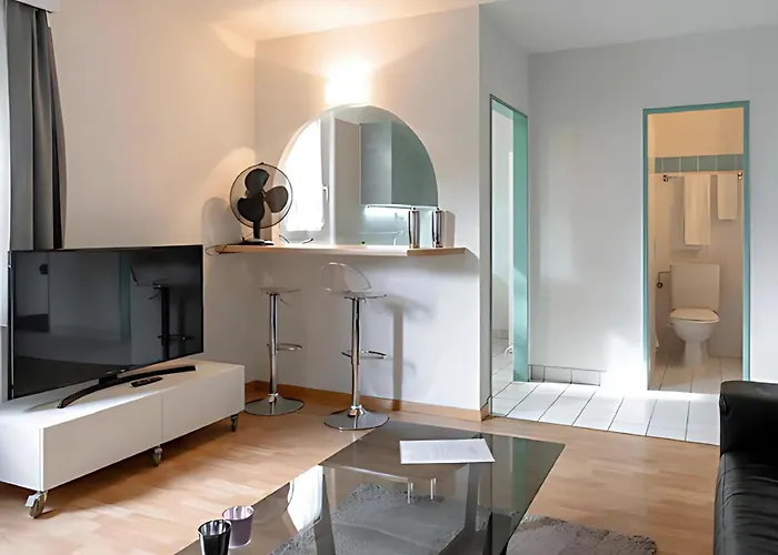 Modern In The Heart Of アパート *